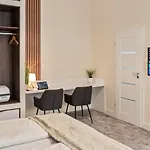 La Pergola & Prestige Panzio 3* Kaposvar