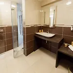 Guest house La Pergola & Prestige Panzio Kaposvar