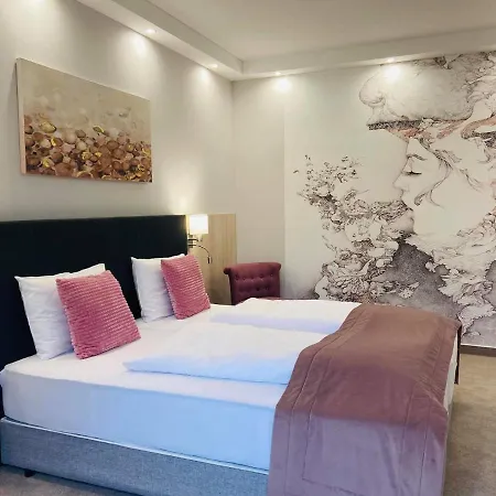 La Pergola & Prestige Panzio Капошвар