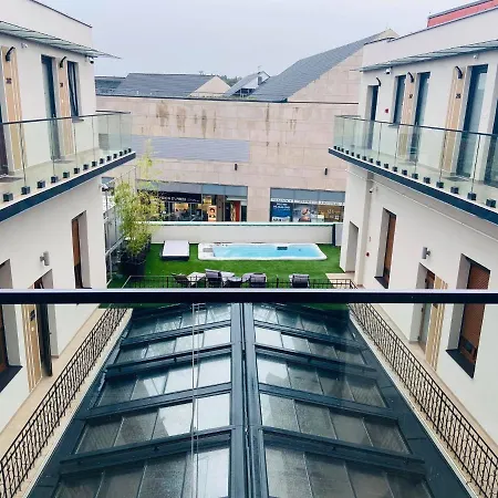 La Pergola & Prestige Panzio בית הארחה