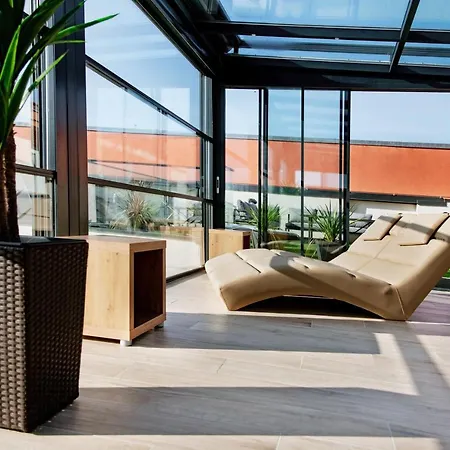 La Pergola & Prestige Panzio Гостевой дом Капошвар