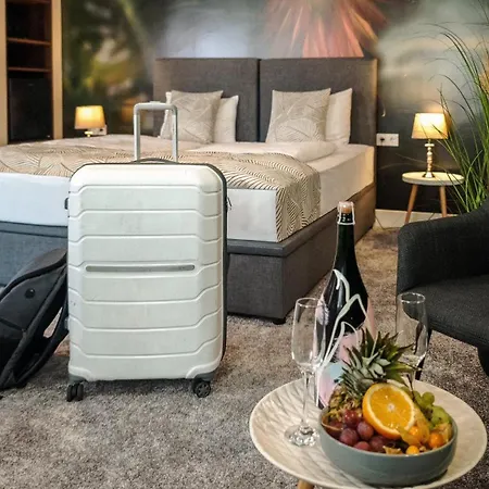 La Pergola & Prestige Panzio 3*