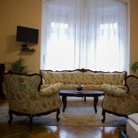 La Pergola & Prestige Panzio Maison d'hôtes