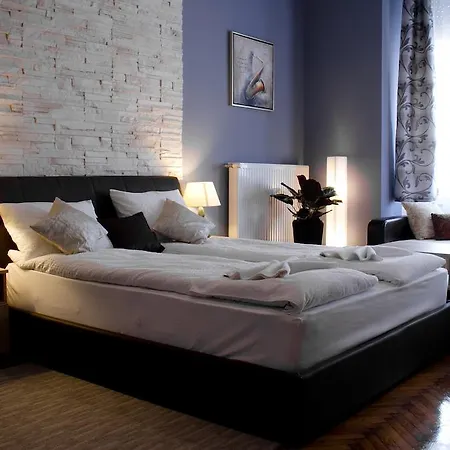 La Pergola & Prestige Panzio 3* Kaposvár