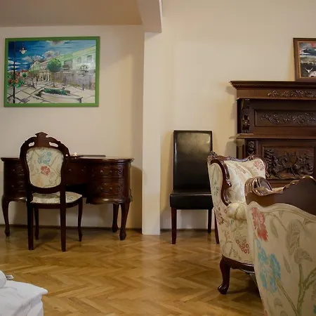 La Pergola & Prestige Panzio Maison d'hôtes Kaposvár