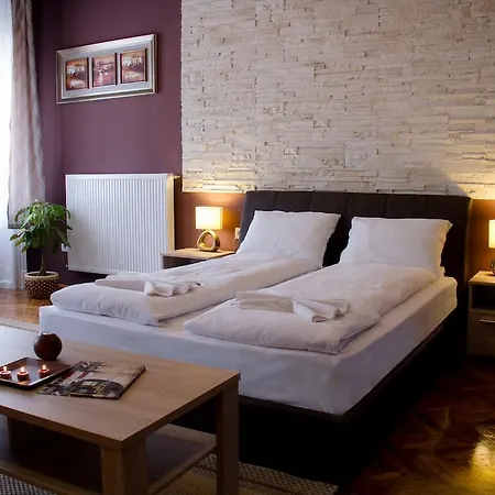 La Pergola & Prestige Panzio Maison d'hôtes