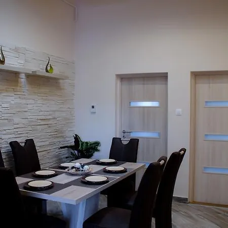 La Pergola & Prestige Panzio 3*