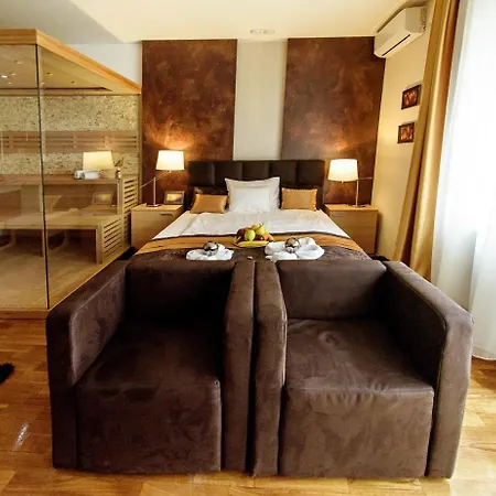 La Pergola & Prestige Panzio Гостевой дом