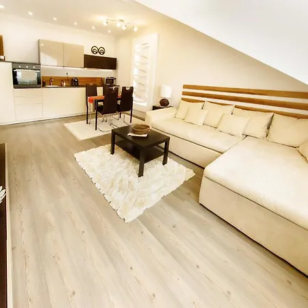 Гостевой дом La Pergola & Prestige Panzio Капошвар