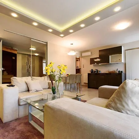 Penzion La Pergola & Prestige Panzio 3*