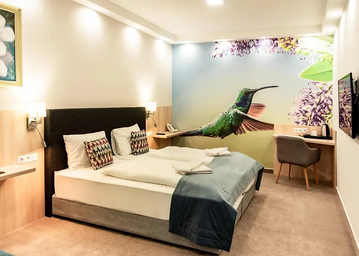 La Pergola & Prestige Panzio Pensionat 3*