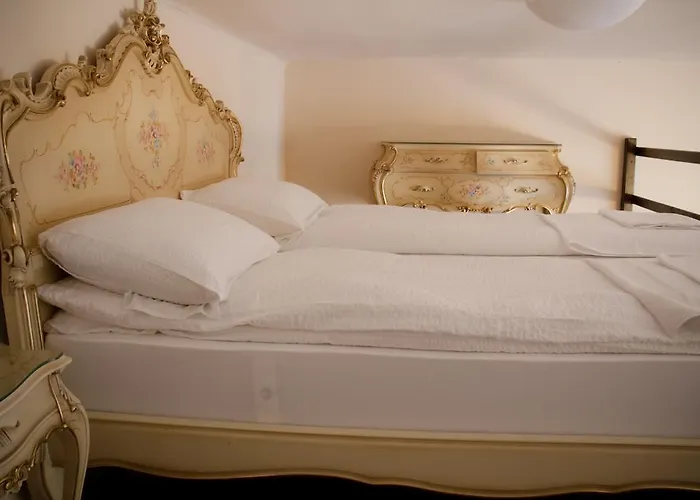 Pensionat La Pergola & Prestige Panzio 3*